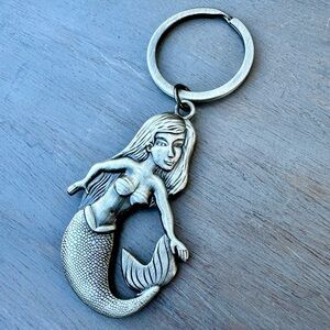 💥3/$10💥 Silver Mermaid Keychain